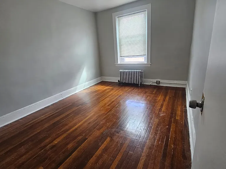 6-8 Glenwood Ave #32 — Photo 6