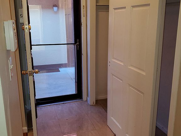 3rd image of 12 Granada Cres APT 11