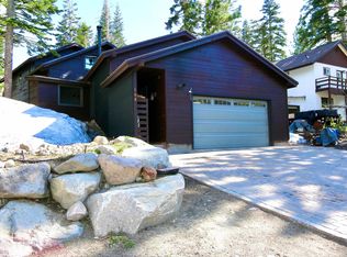 108 Ridgecrest Dr, Mammoth Lakes, CA 93546