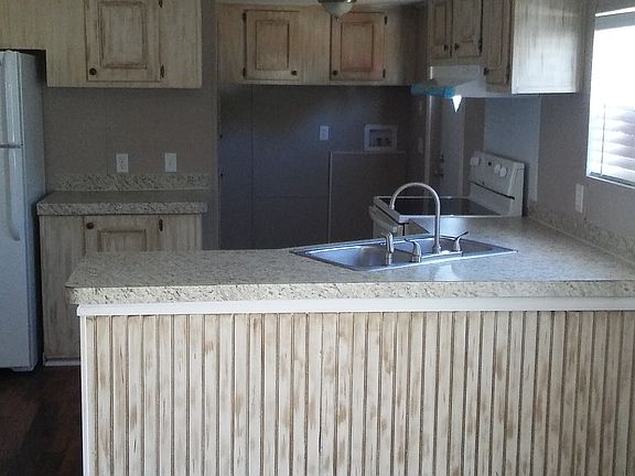 2nd image of 3535 Roberts Ave Lot 202