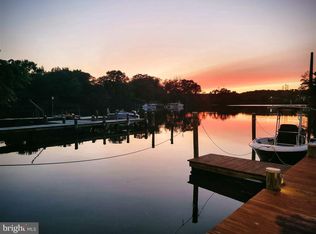 900 Waterview Dr, Baltimore, MD 21226