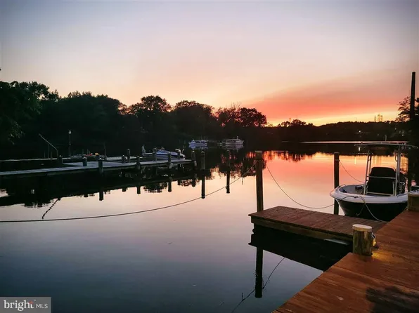 900 Waterview Dr, Baltimore, MD 21226