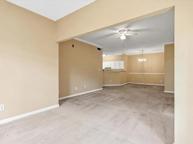 1202 Walden Park Dr — Photo 18