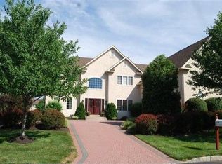 109 Inverness Dr, Blue Bell, PA 19422