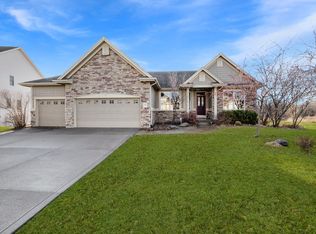 15304 Ridgemont Dr, Urbandale, IA 50323