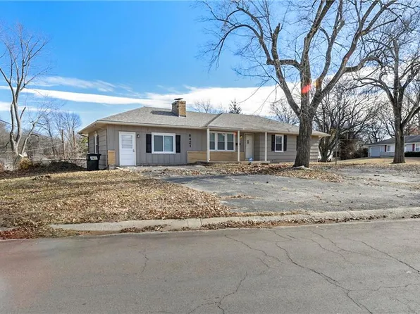 8421 Spring Valley Rd, Raytown, MO 64138
