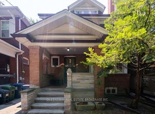 27 Deloraine Ave, Toronto, ON M5M 2A8
