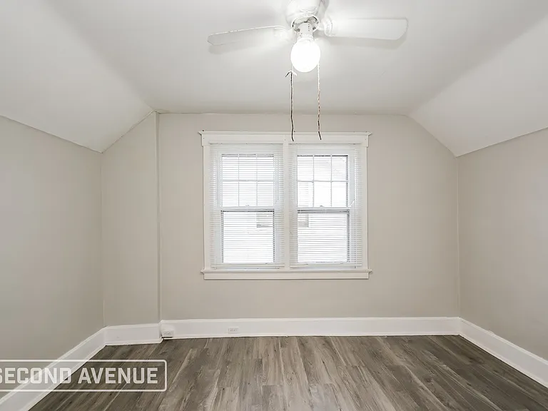 4315 W 8th St — Photo 16
