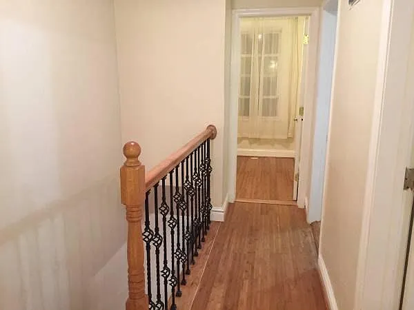 212 Adams St NE — Photo 11