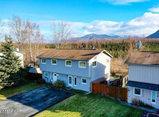 1403 Early View Dr, Anchorage, AK 99504