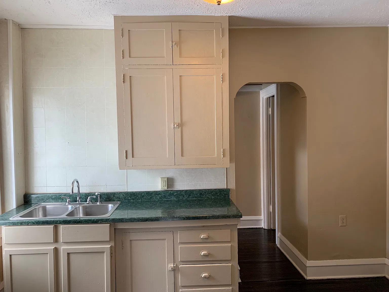 Studio, 450 sqft, $700 — Photo 3