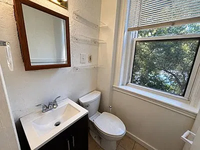 2 bed, 9999 sqft, $2,550 — Photo 4