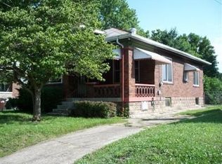 105 E 3rd St, Silver Grove, KY 41085