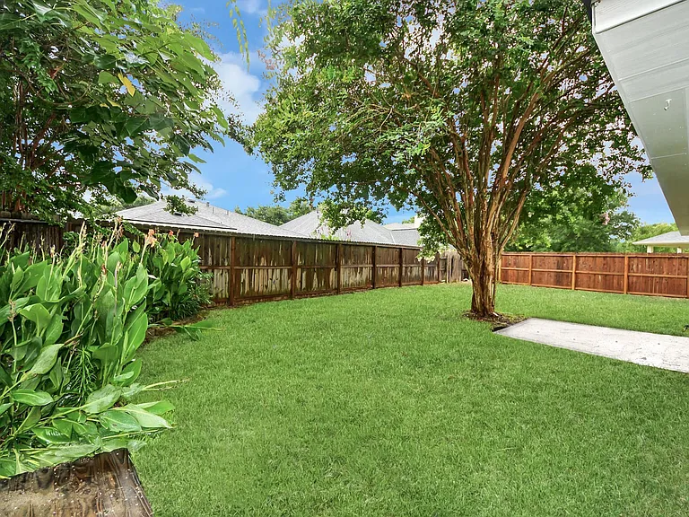 14610 Hazy Ridge Ln — Photo 39