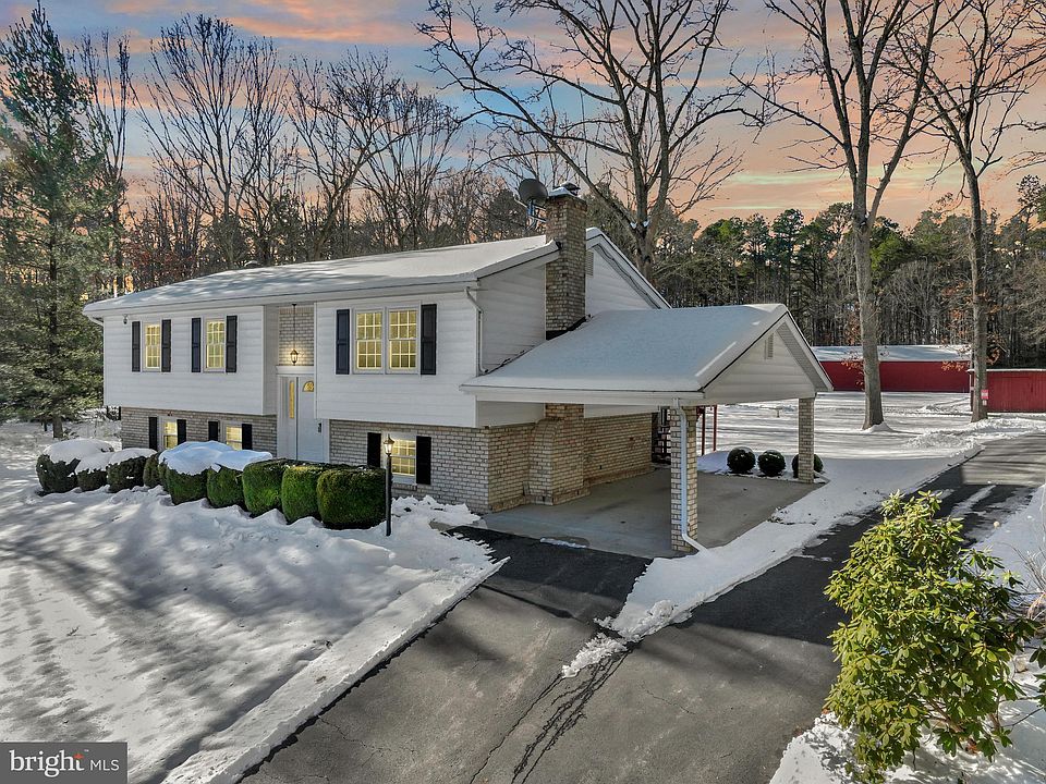 1st image of 26315 Woodridge Dr
