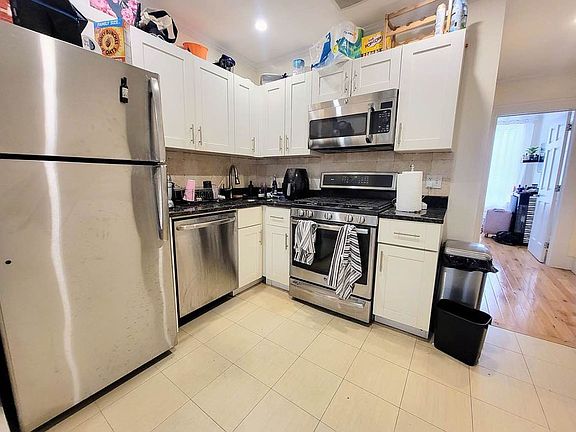 4th image of 607 9th Ave #5S