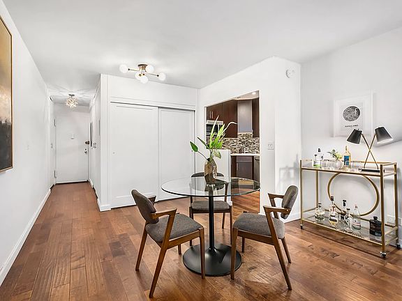 2nd image of 85 Livingston St APT 8B