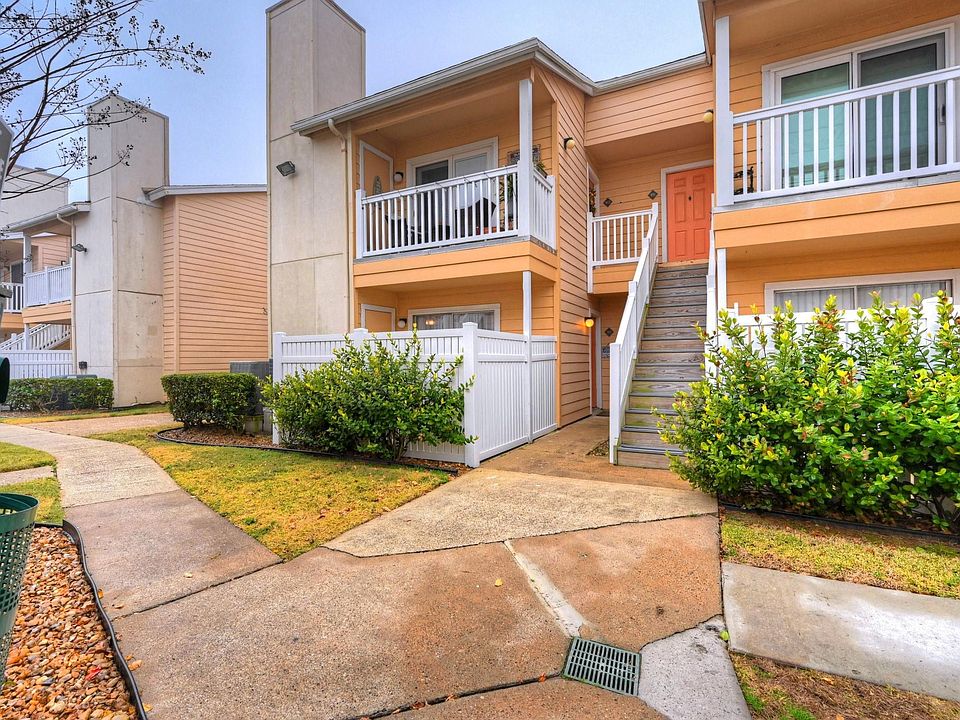 1st image of 3506 Cove View Blvd APT 411