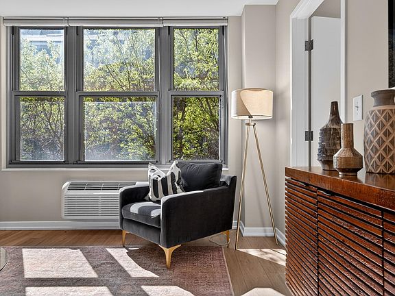 3rd image of 149 Essex St APT 4J