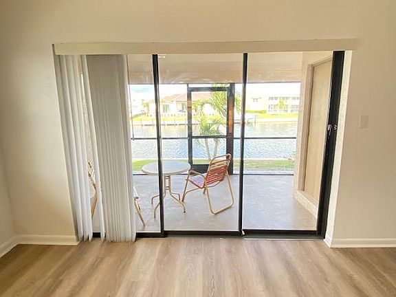 3rd image of 1450 Mediterranean Dr APT 1
