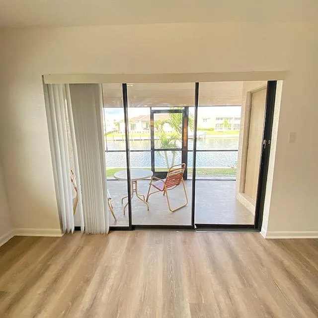 Building Photo - 1450 Mediterranean Dr #1