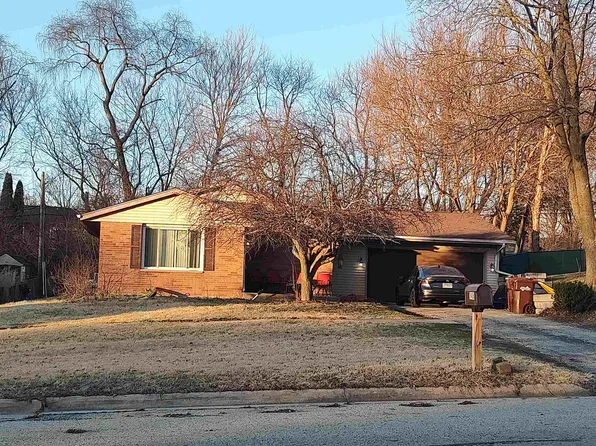 3408 Pleasant Valley Blvd, Rockford, IL 61114