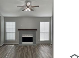 7200 T C Jester Blvd #1603, Houston, TX 77088