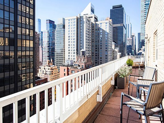5th image of 345 E 56th St Penthouse C