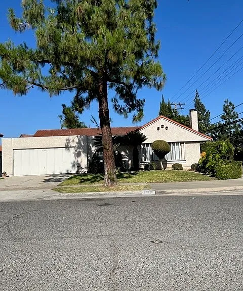 17320 Mapes Ave — Photo 1