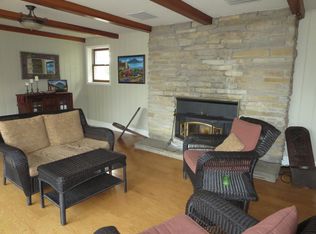 W252N4304 Sussex St, Pewaukee, WI 53072