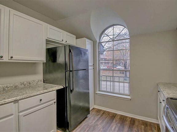 4th image of 1601 N Bryant St APT 10