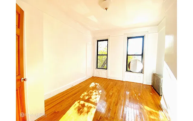 Rented by Douglas Elliman | media 38