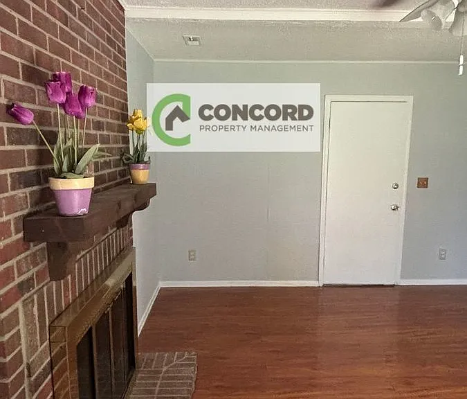 3327 Darden Rd — Photo 12