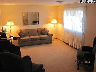 3rd image of 629 Cobblestone Dr