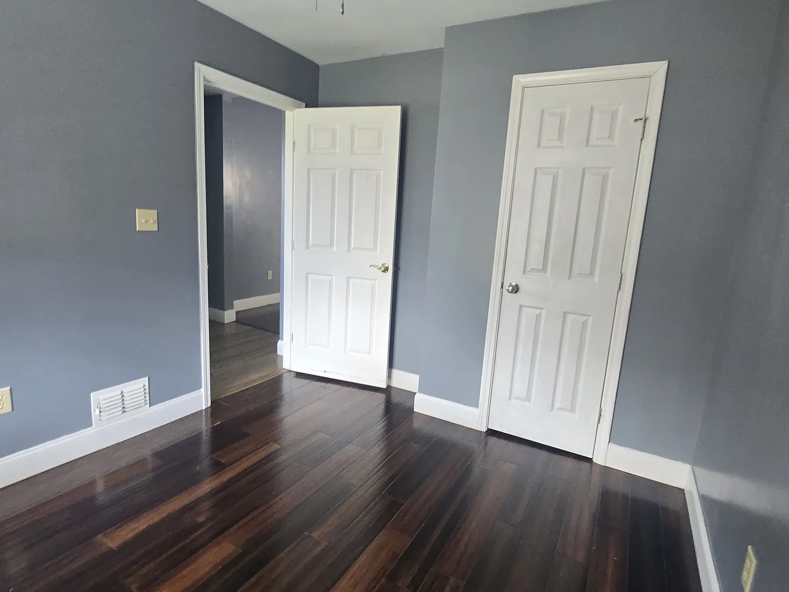 3 bed, $1,500 — Photo 1