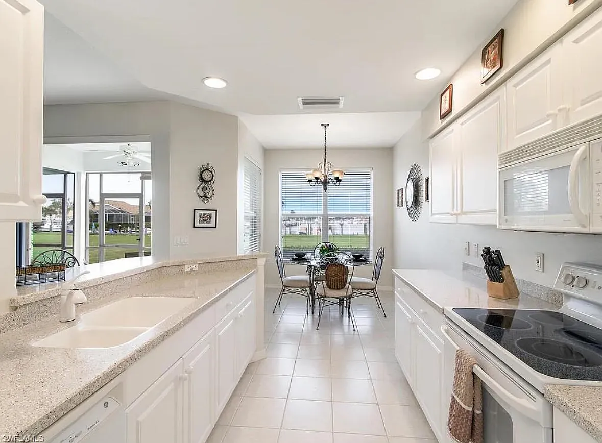 2 bed, 1396 sqft, $2,249 — Photo 4