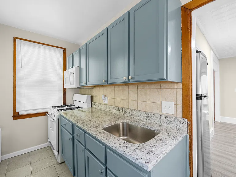 3309 Southern Ave #1 — Photo 2