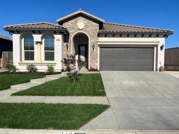 2434 S Claremont Ave, Fresno, CA 93727