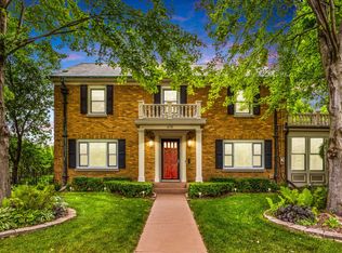 676 Lillie St, Elgin, IL 60120