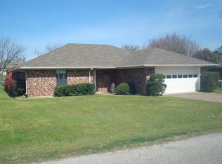 3922 Country Meadows Rd, Granbury, TX 76049
