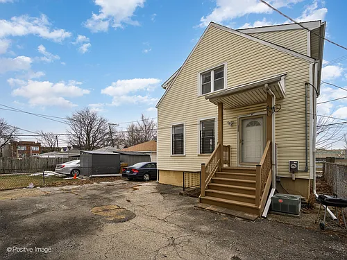 1720 N Tripp Ave Photo 1