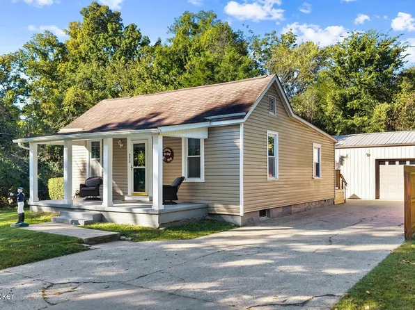 4616 Curve Hill Rd, Louisville, KY 40299
