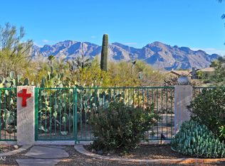 11060 N Divot Dr, Oro Valley, AZ 85737