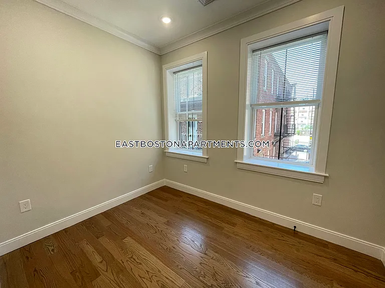 191 Porter St #3 — Photo 15