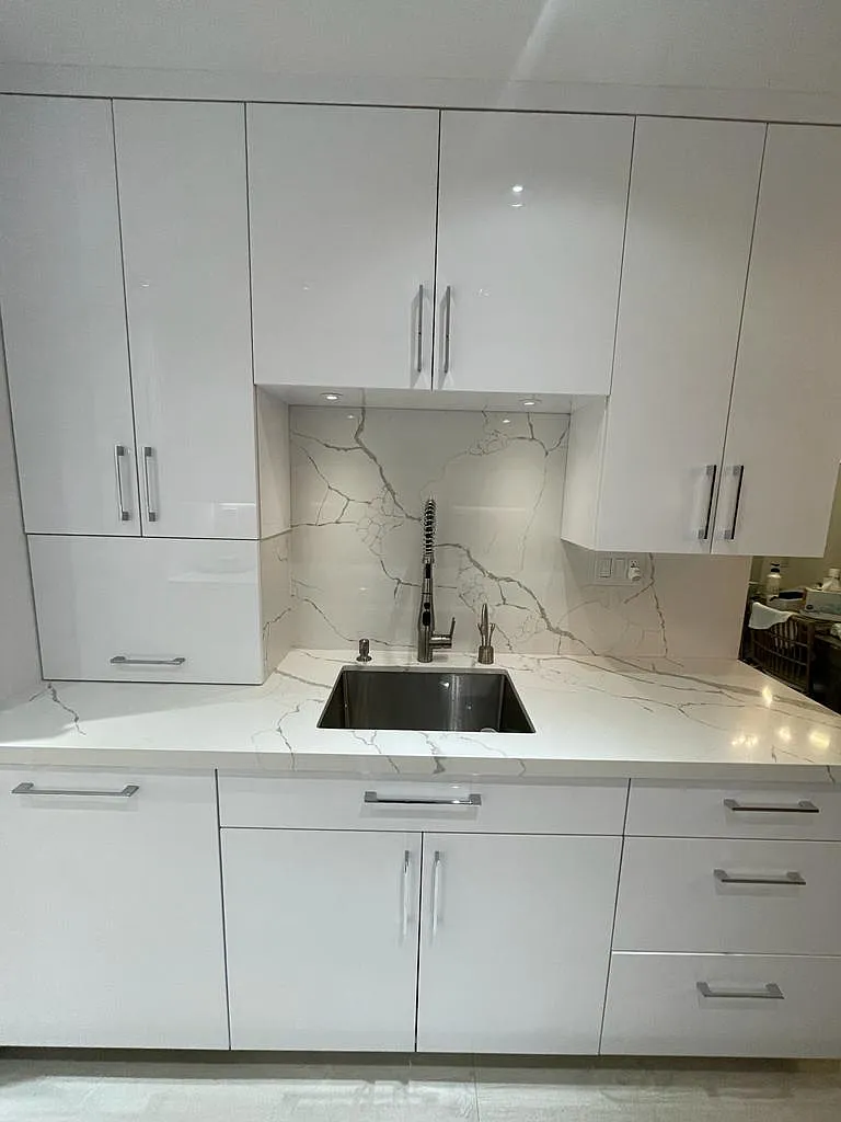 11951 Mayfield Ave — Photo 3