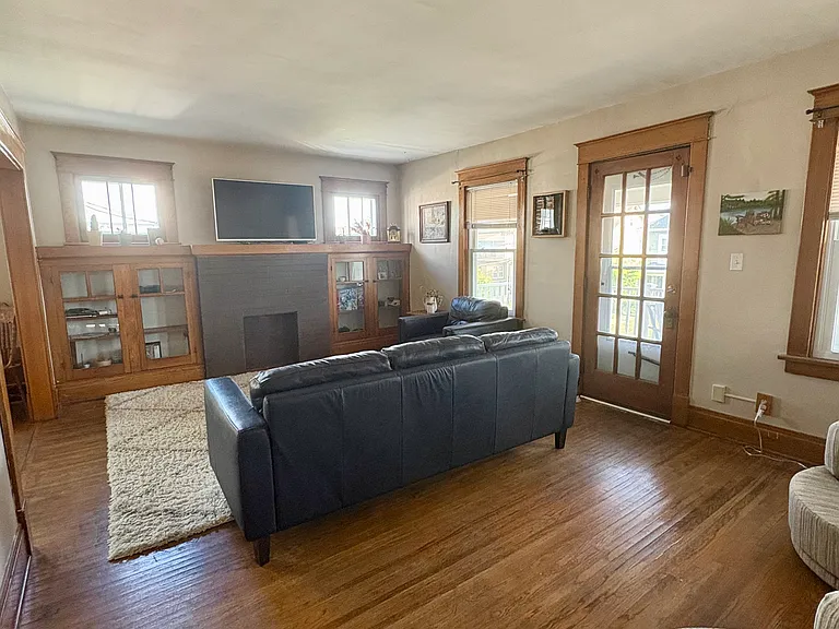 234 Tacoma Ave #2 — Photo 2