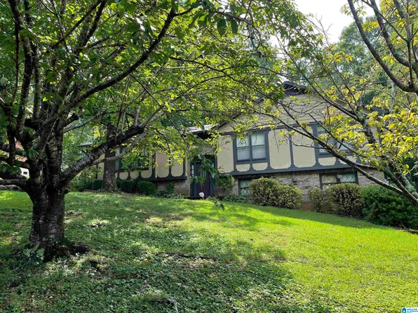 860 Ridgefield Rd, Birmingham, AL 35215