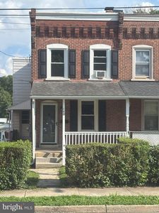 140 Viaduct Ave, Downingtown, PA, 19335