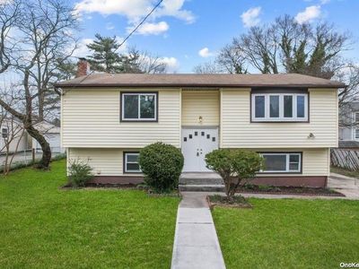 111 N 22nd Street, Wyandanch, NY, 11798