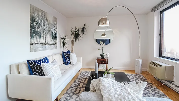 Rented by Corcoran | media 34